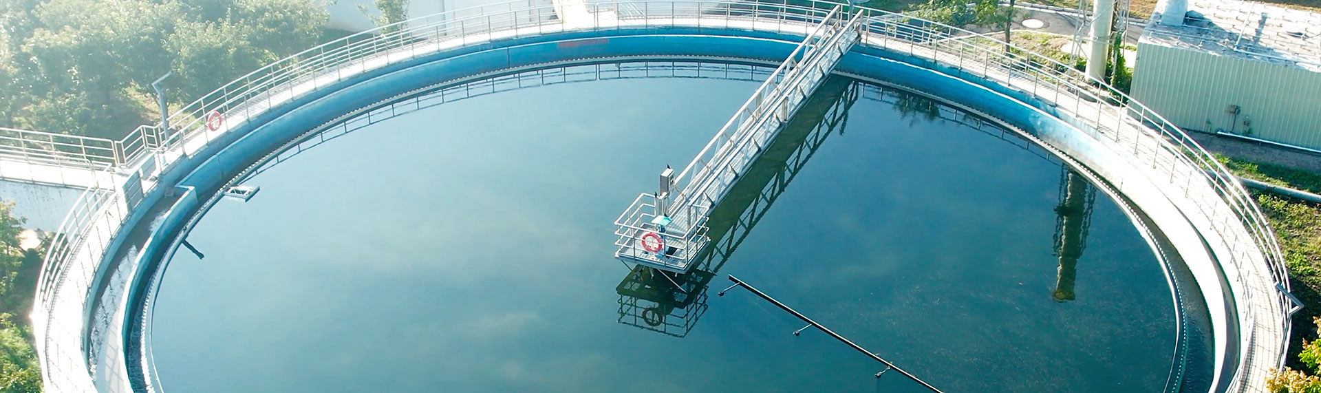 汚水處(chu)理設(shè)(she)備(bei)